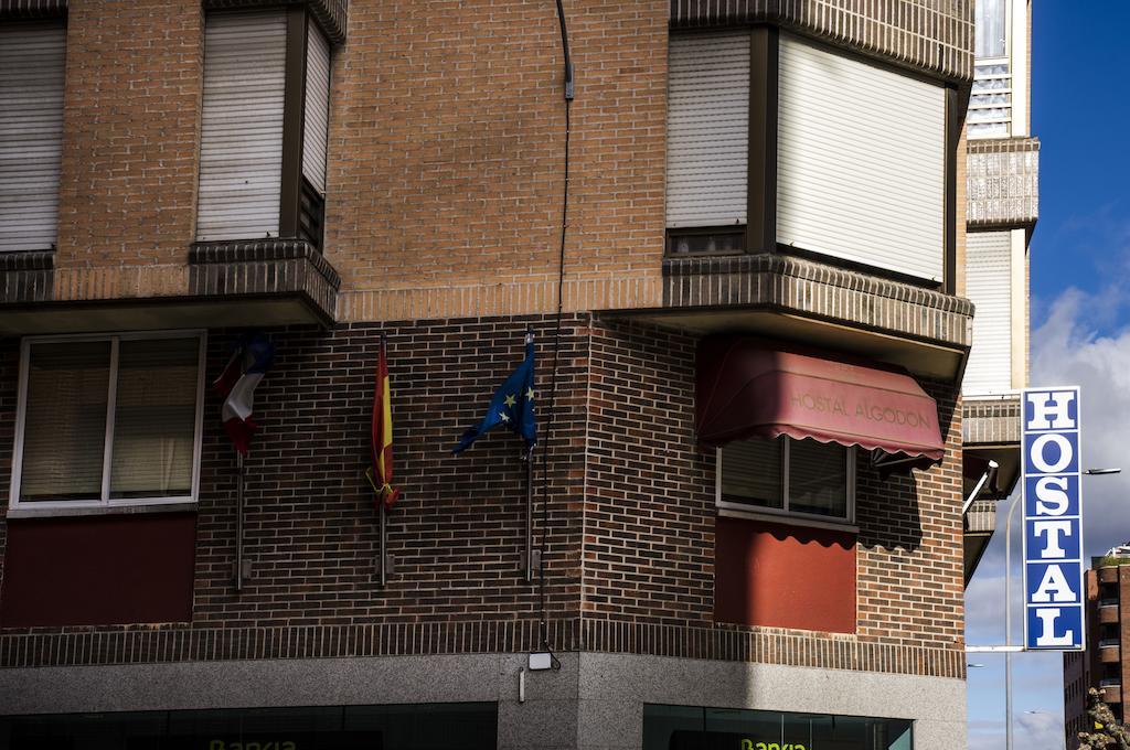 Hostal Algodon Palencia Bagian luar foto